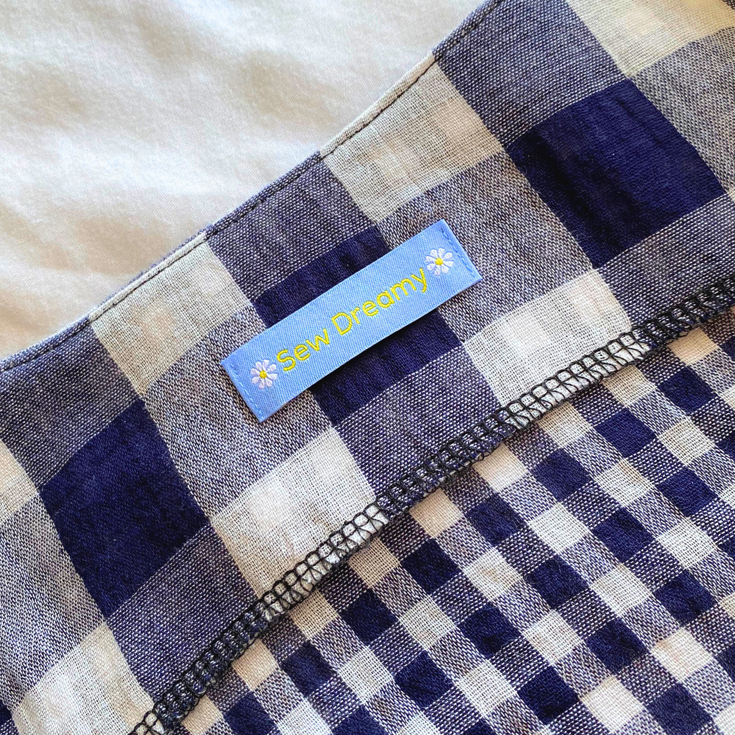 Sew Dreamy Daisy | Woven Sew In Labels