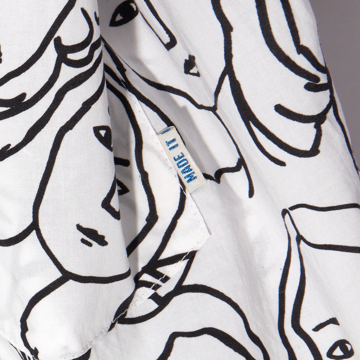 Metallic Side Seam Labels | Kylie And The Machine Woven Labels