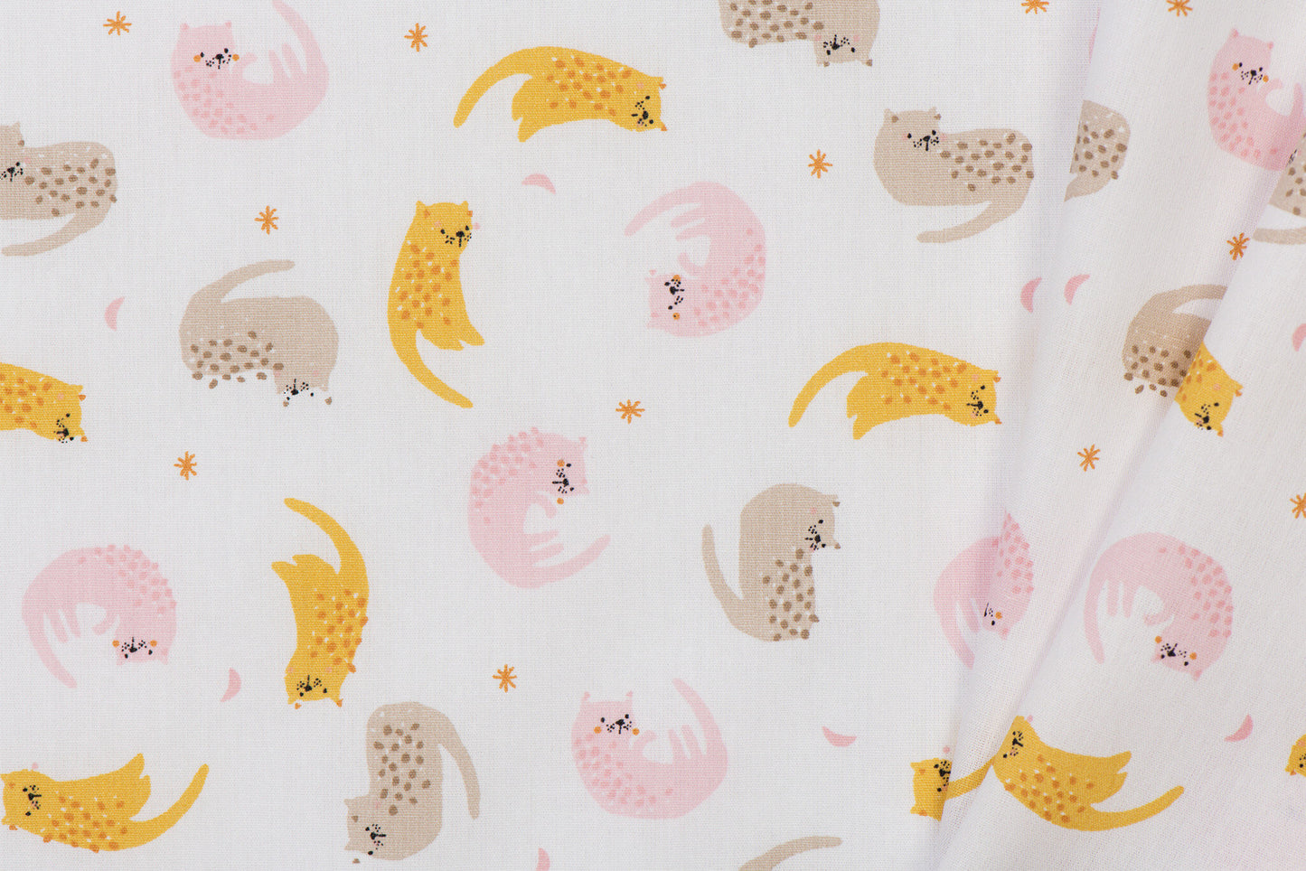 Dreamy Cats White Cotton