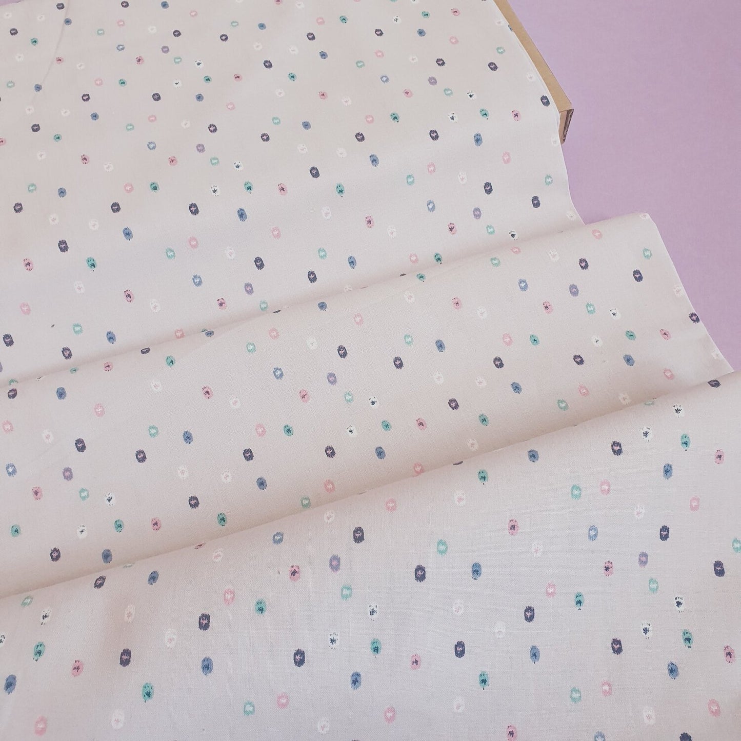 Lilac Graphical Dot | Rico Design