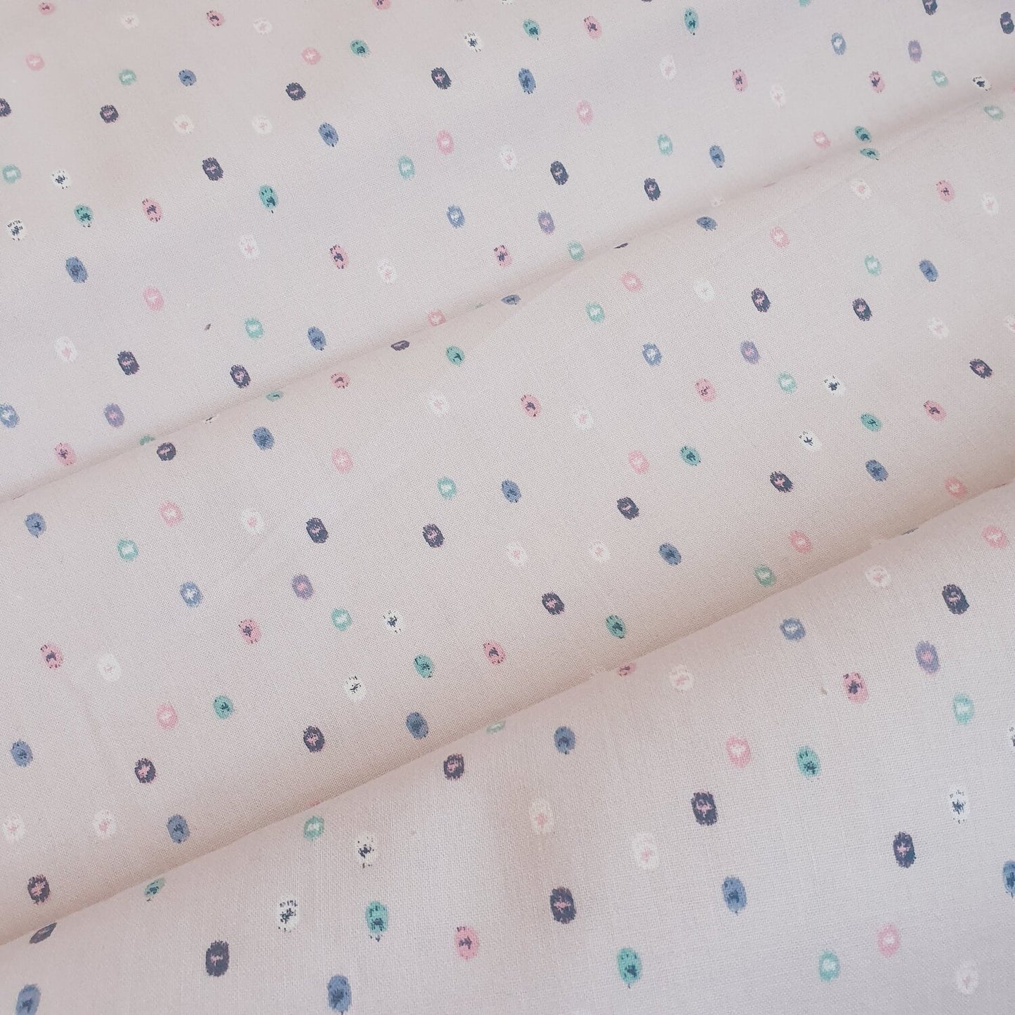 Lilac Graphical Dot | Rico Design